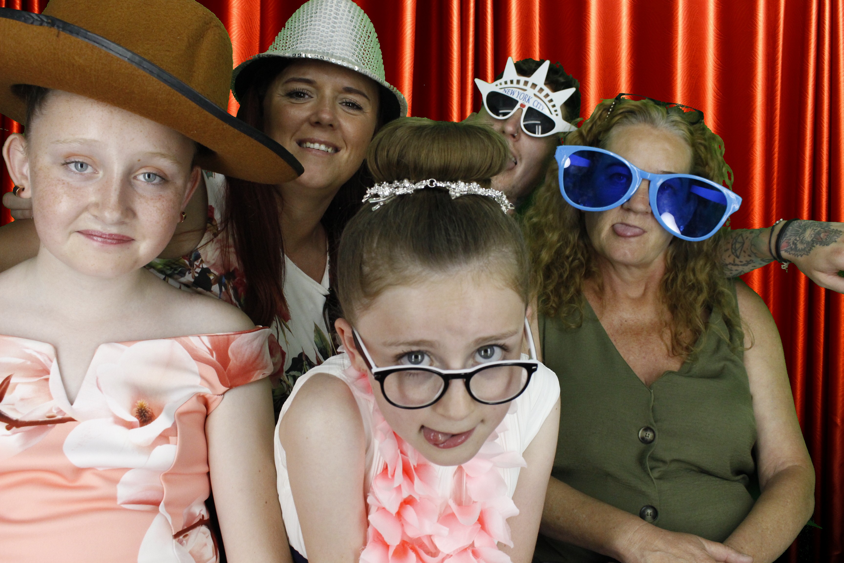 Hollie Mills | View more photos from the event at gallery.myphotoboothexperience.co.uk/u/MyPhotoBoothExperienceLtd/Hollie-Mills
